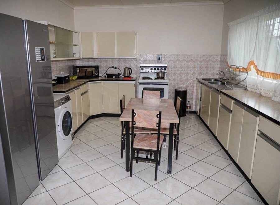 3 Bedroom Property for Sale in Heilbron Free State